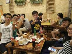 灌云烧烤加盟,学烧烤技术,开烧烤店多少钱疯狂烤翅加盟